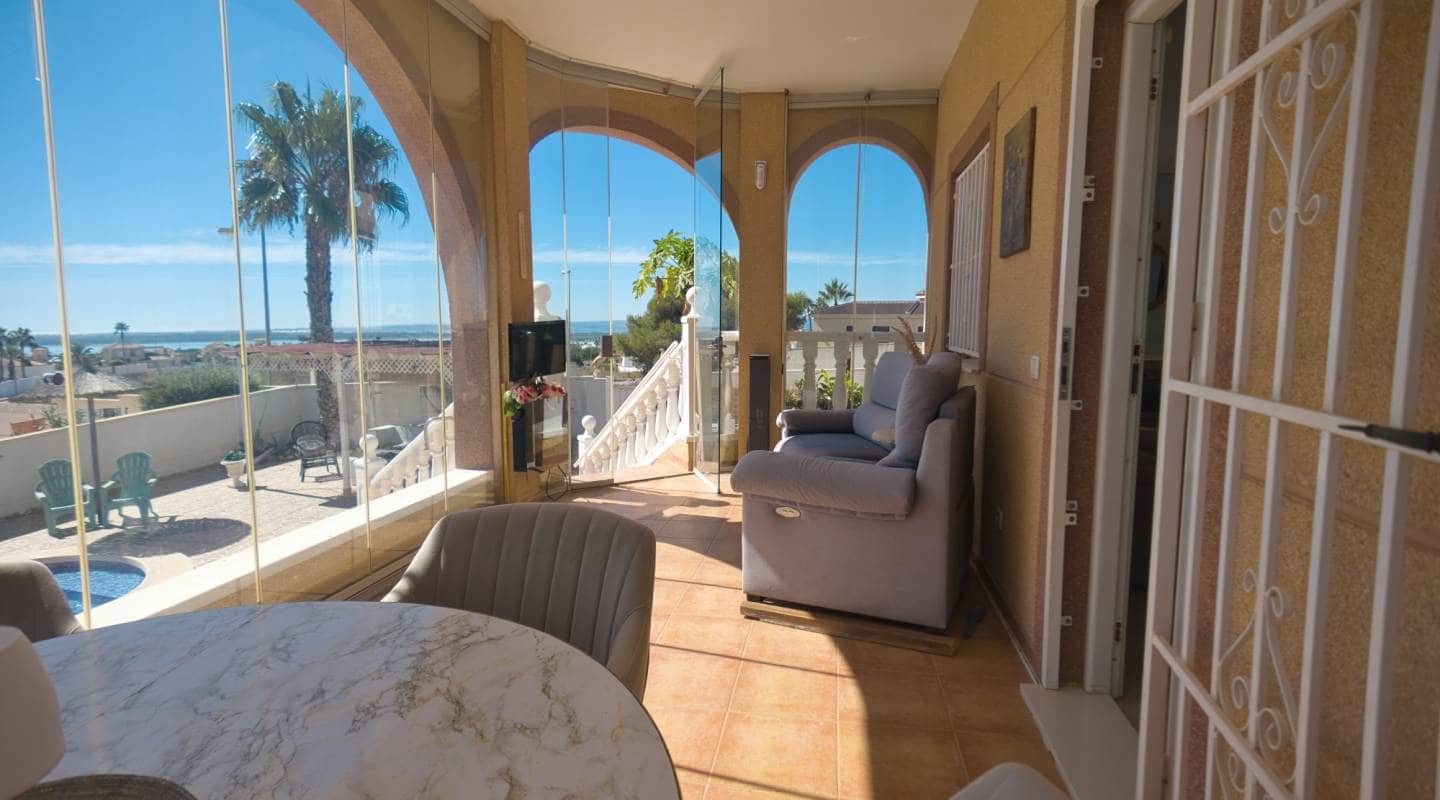 3 bedroom Villa for sale in Ciudad Quesada with pool garage - € 389,000 (Ref: 8047793)