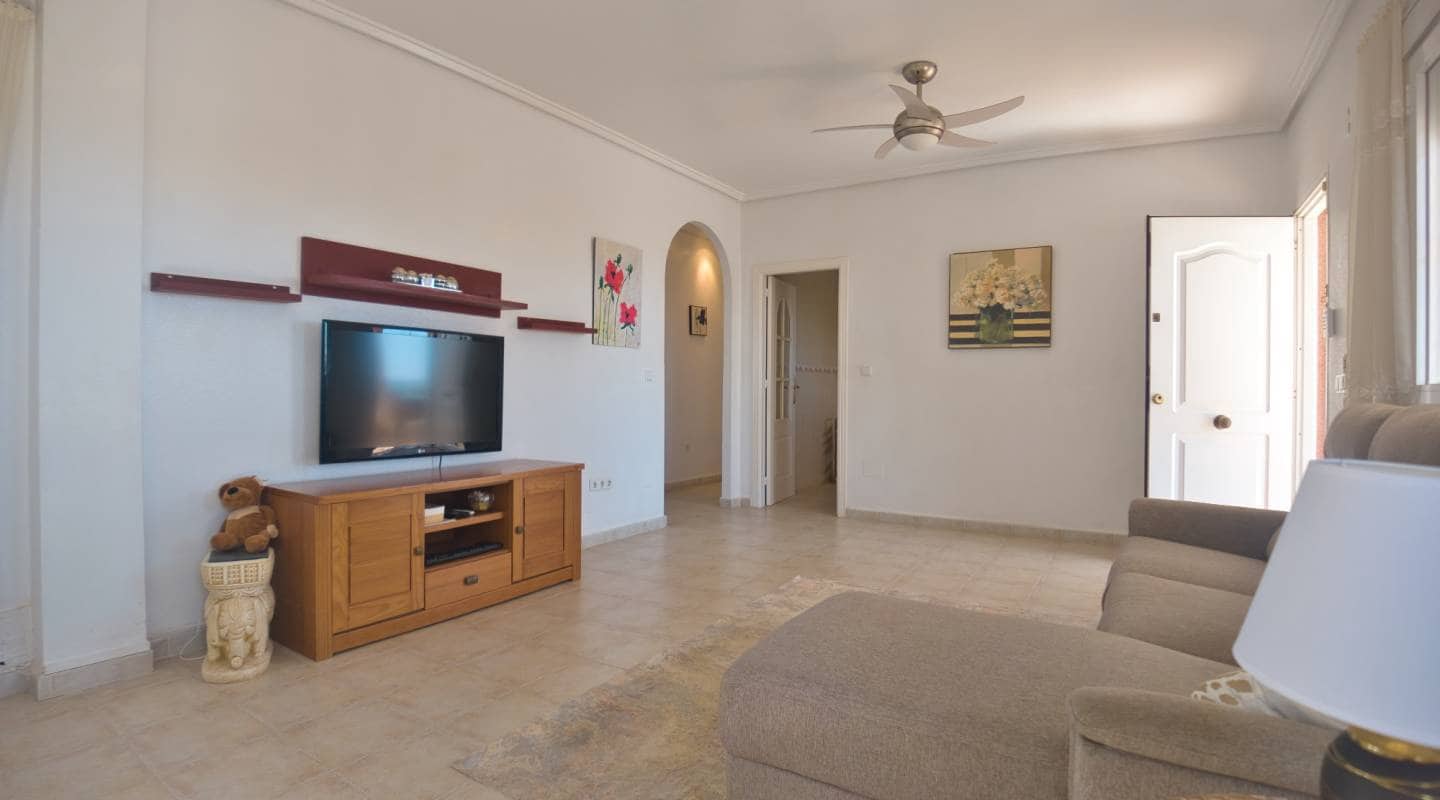 3 bedroom Villa for sale in Ciudad Quesada with pool garage - € 389,000 (Ref: 8047793)