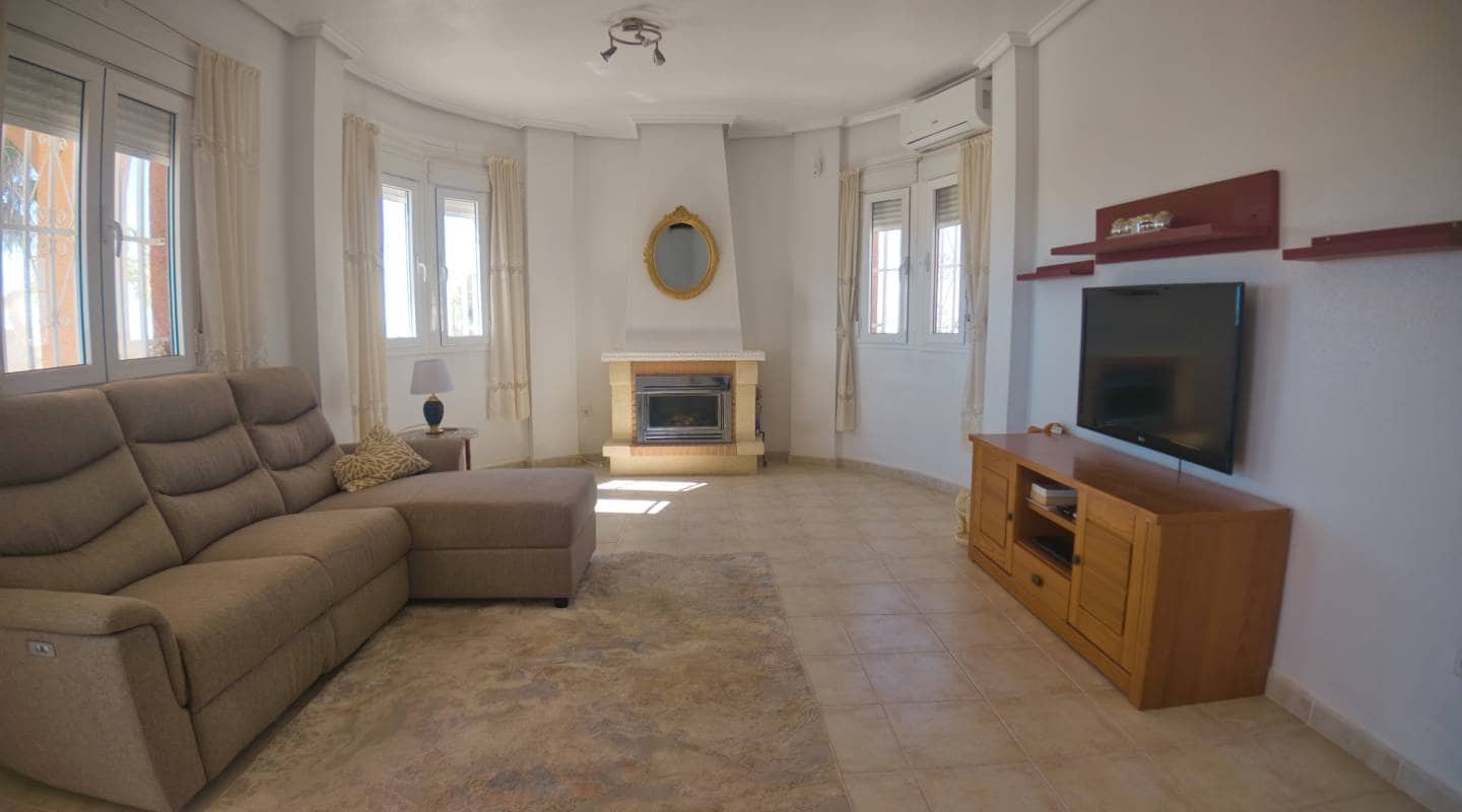3 bedroom Villa for sale in Ciudad Quesada with pool garage - € 389,000 (Ref: 8047793)