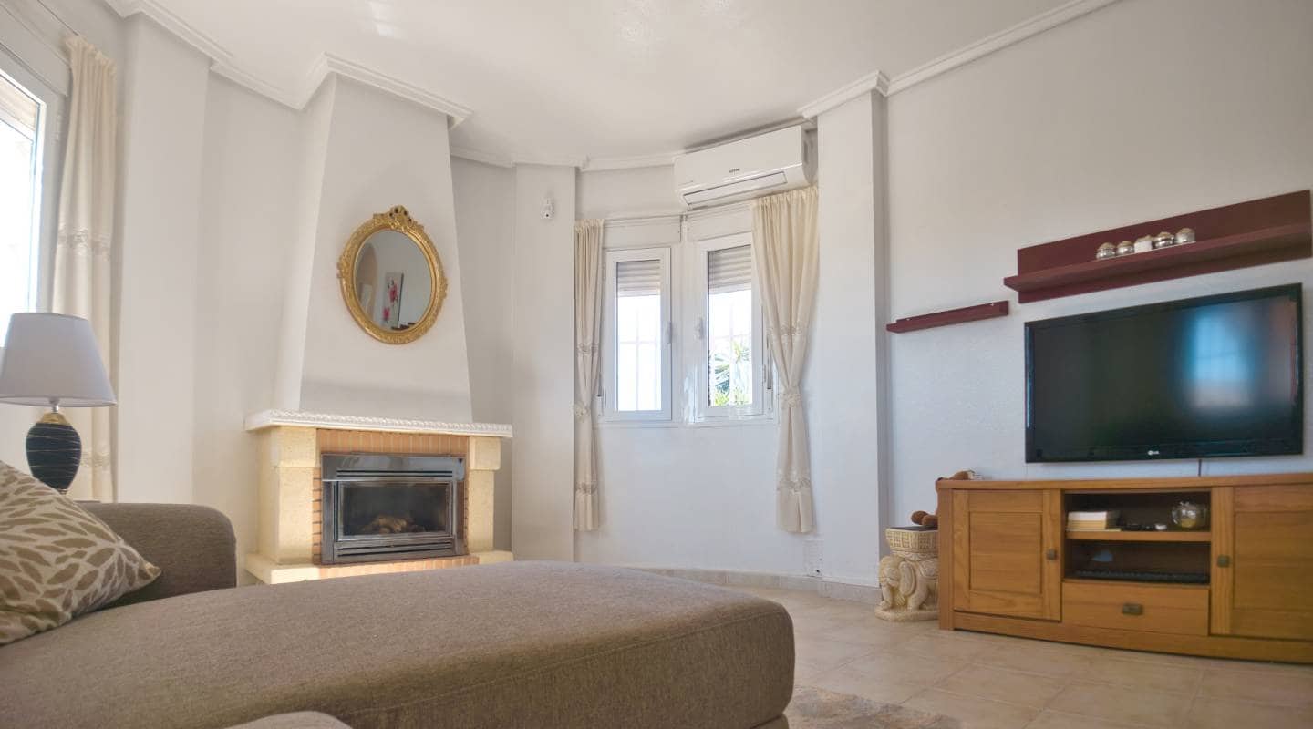 3 bedroom Villa for sale in Ciudad Quesada with pool garage - € 389,000 (Ref: 8047793)