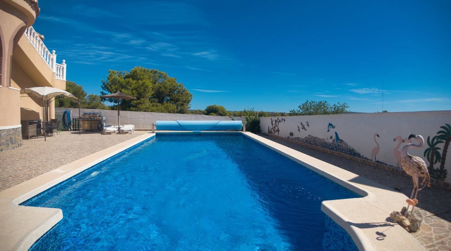 3 bedroom Villa for sale in Ciudad Quesada with pool garage - € 389,000 (Ref: 8047793)