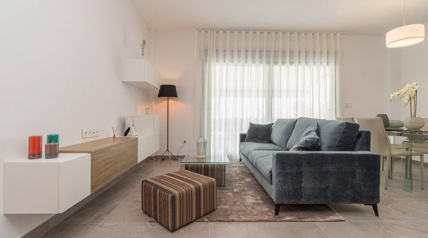 3 chambre Bungalow à vendre à Torrevieja avec piscine - 279 900 € (Ref: 8049683)