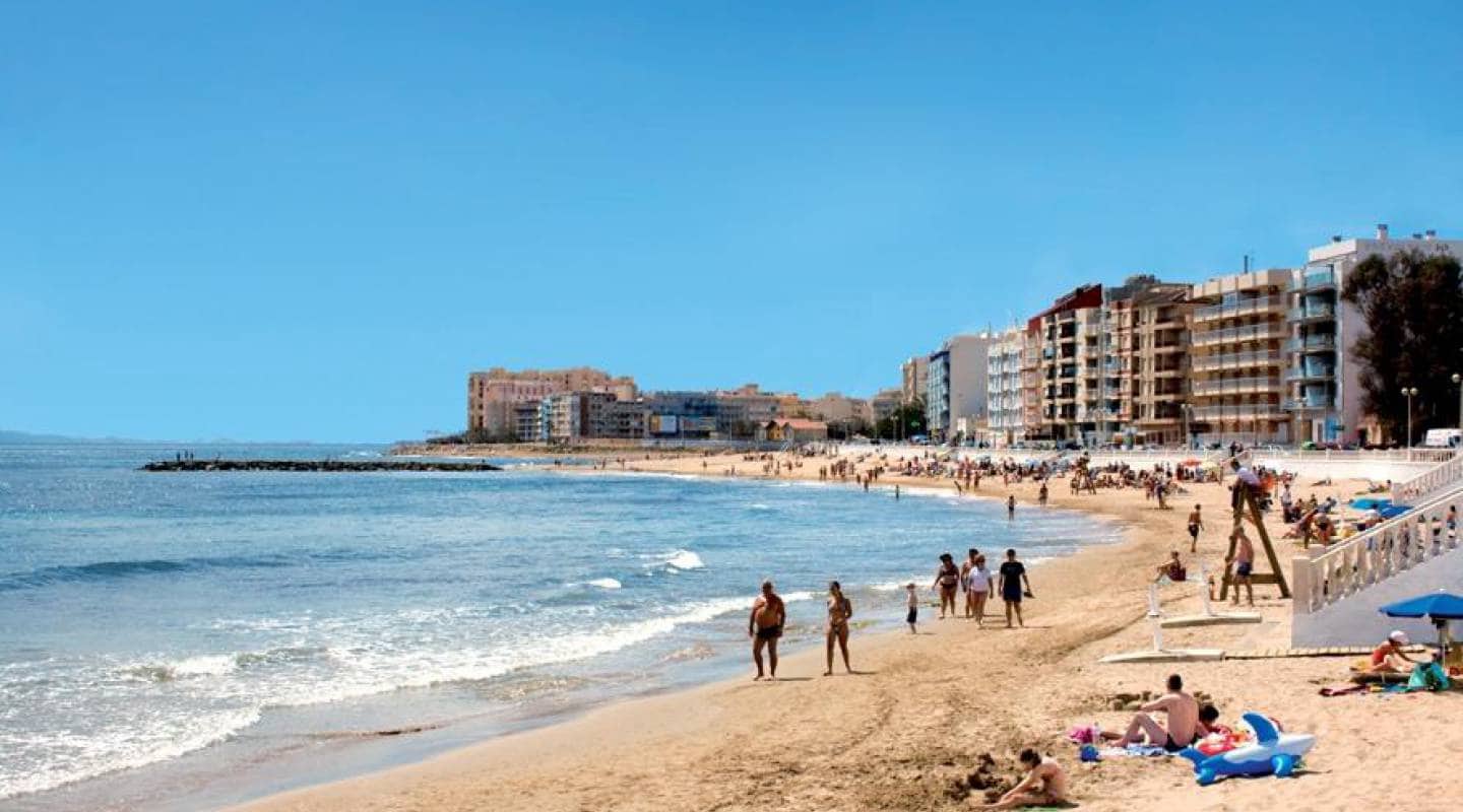 2 quarto Apartamento para venda em Torrevieja com piscina - 469 000 € (Ref: 8049736)