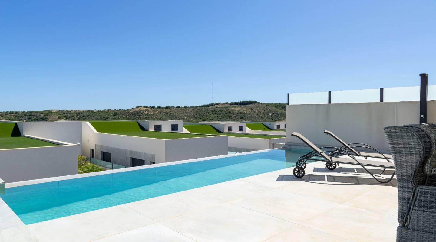 4 soveværelse Villa til salg i Ciudad Quesada med swimmingpool - € 499.000 (Ref: 8172008)