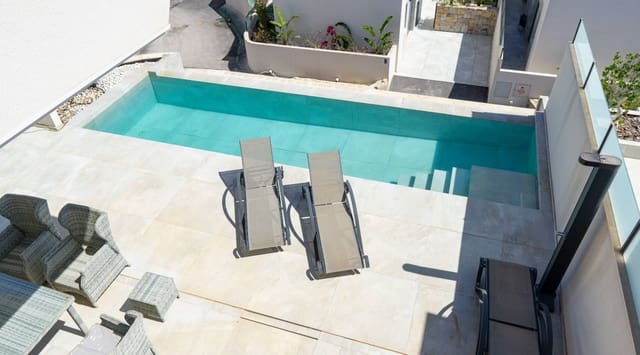 4 soveværelse Villa til salg i Ciudad Quesada, Rojales med swimmingpool - € 499.000 (Ref: 8172008)