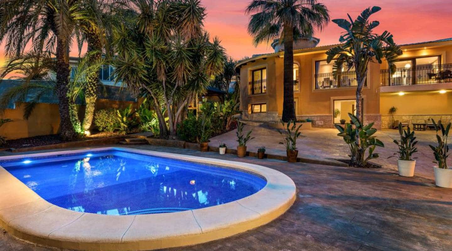 4 soveværelse Villa til salg i Ciudad Quesada med swimmingpool - € 895.000 (Ref: 8188934)