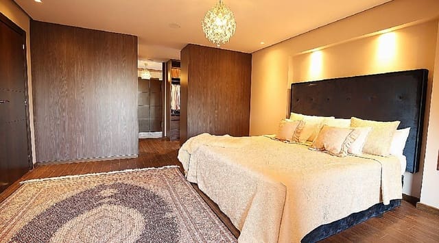 4 soveværelse Villa til salg i Ciudad Quesada, Rojales med swimmingpool - € 895.000 (Ref: 8188934)