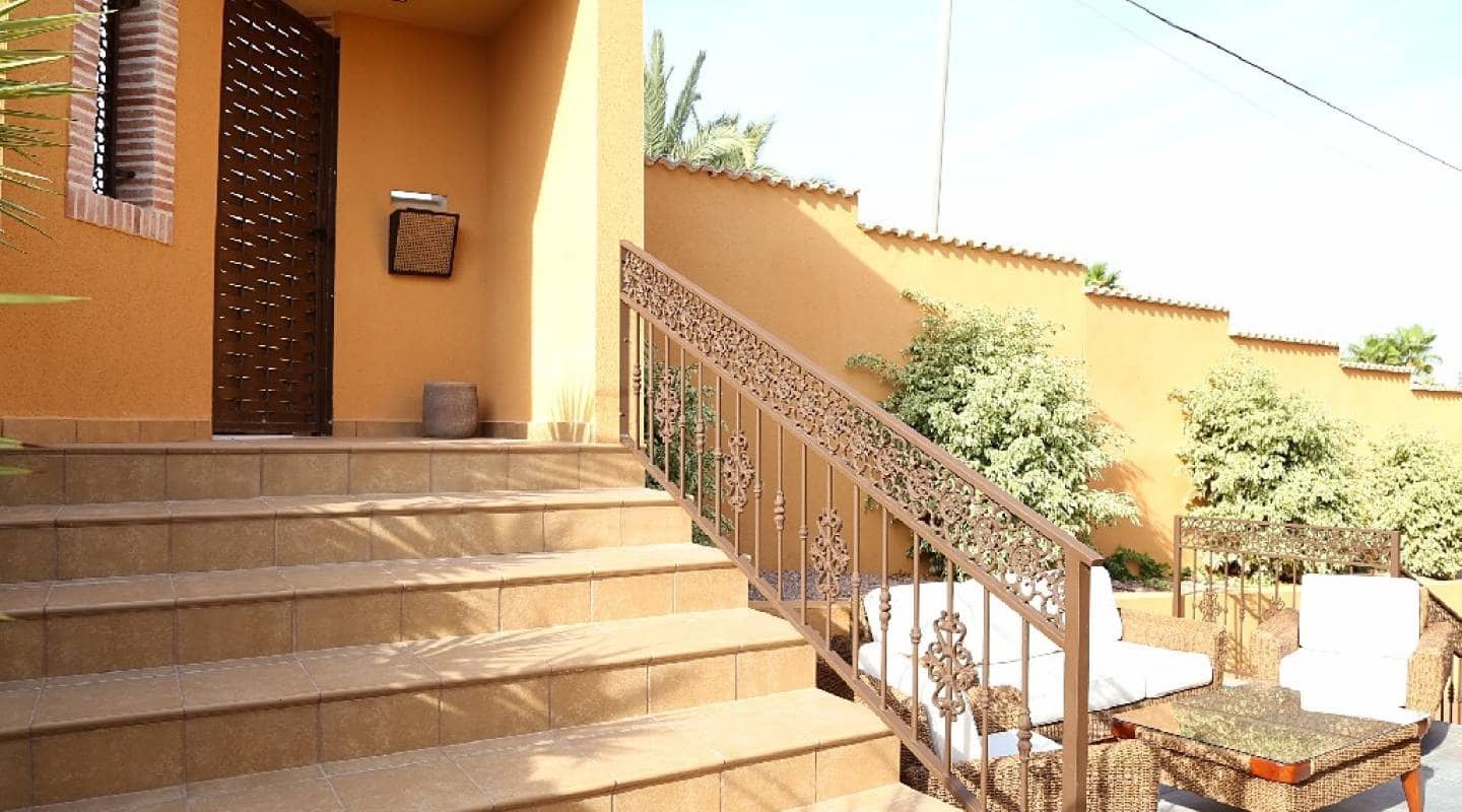 4 soveværelse Villa til salg i Ciudad Quesada med swimmingpool - € 895.000 (Ref: 8188934)