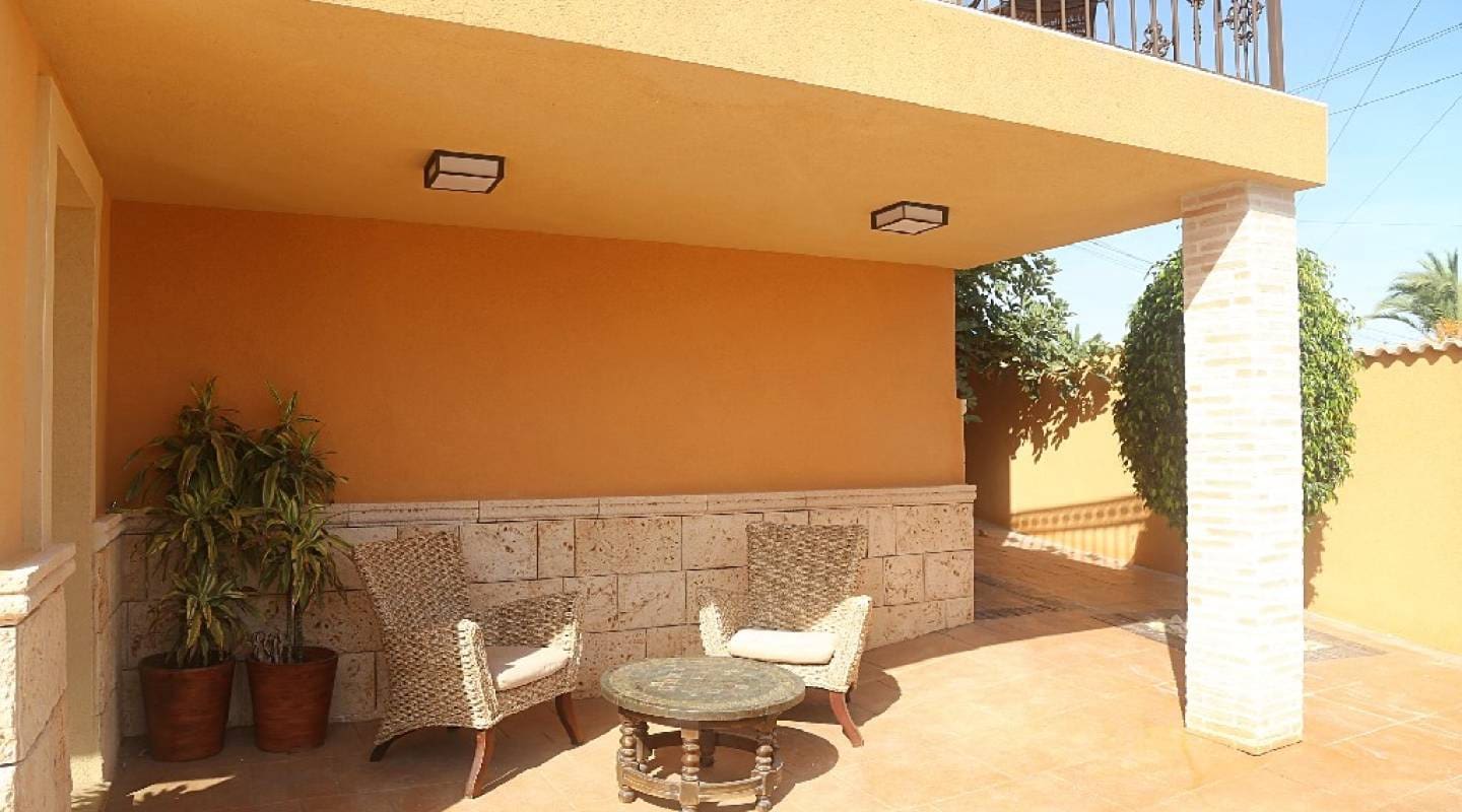 4 soveværelse Villa til salg i Ciudad Quesada med swimmingpool - € 895.000 (Ref: 8188934)