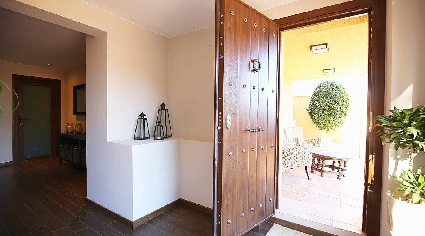 4 soveværelse Villa til salg i Ciudad Quesada med swimmingpool - € 895.000 (Ref: 8188934)