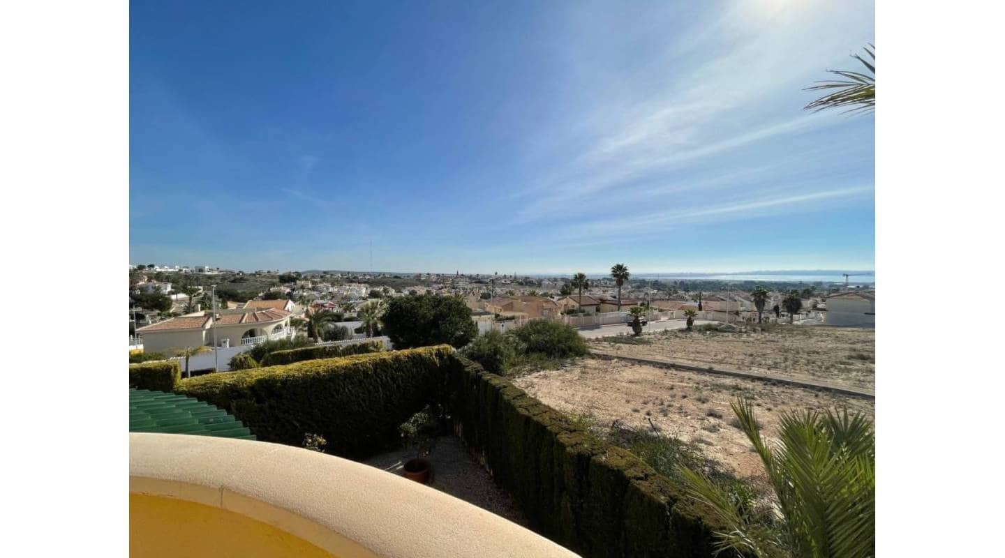 4 bedroom Villa for sale in Ciudad Quesada with pool - € 950,000 (Ref: 8317311)