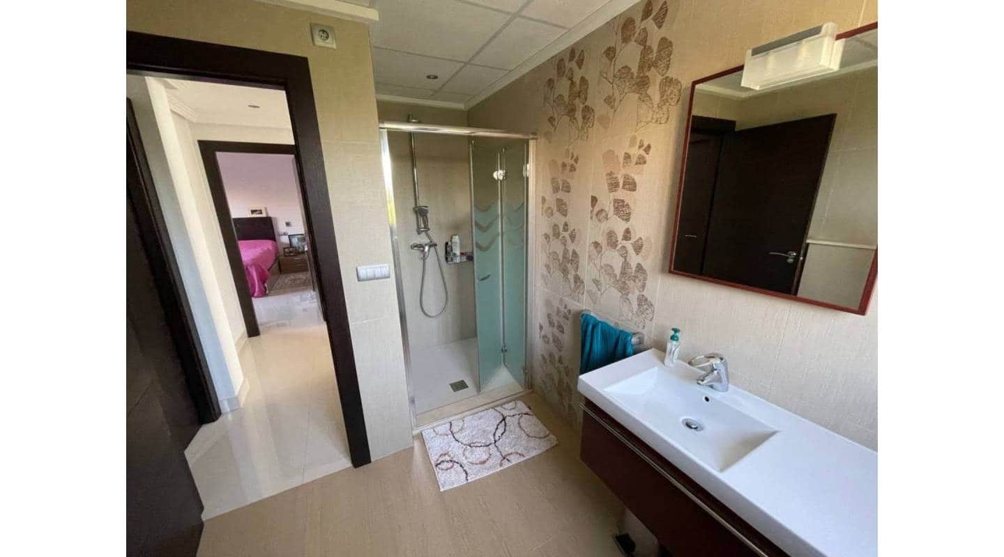 4 bedroom Villa for sale in Ciudad Quesada with pool - € 950,000 (Ref: 8317311)