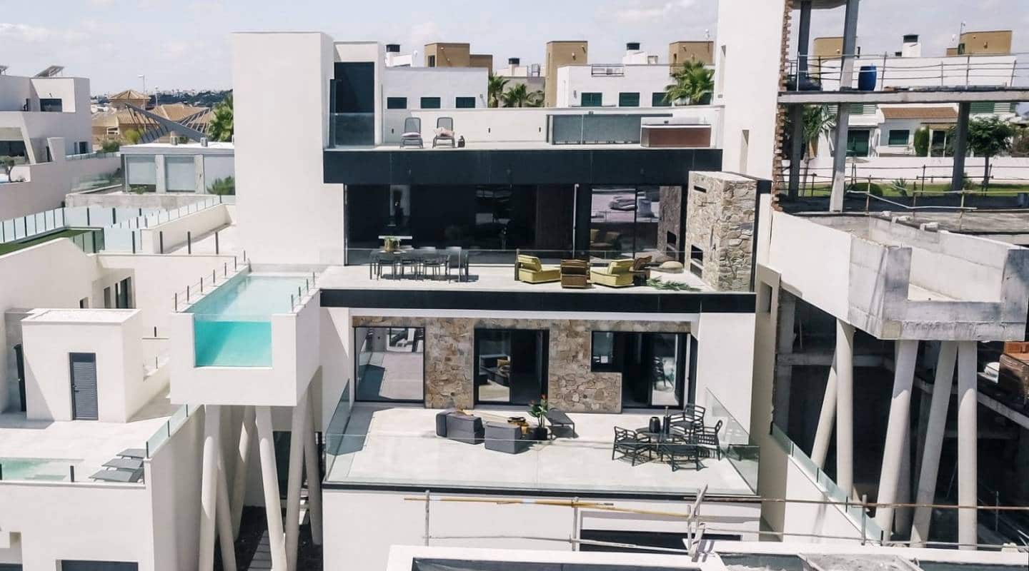 3 soveværelse Villa til salg i Ciudad Quesada med swimmingpool - € 995.000 (Ref: 8361314)