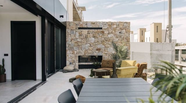 3 soveværelse Villa til salg i Ciudad Quesada, Rojales med swimmingpool - € 995.000 (Ref: 8361314)