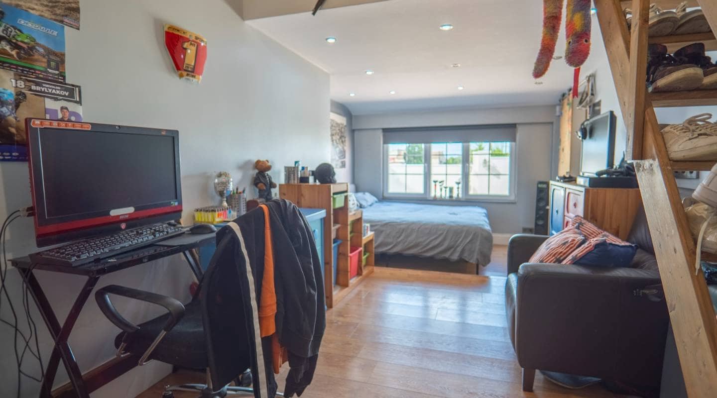 6 chambre Villa/Maison à vendre à Heredades avec piscine - 650 000 € (Ref: 8404323)