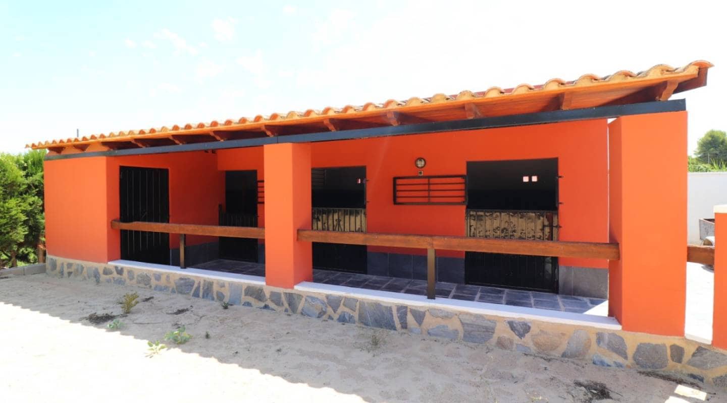 6 chambre Villa/Maison à vendre à Heredades avec piscine - 650 000 € (Ref: 8404323)