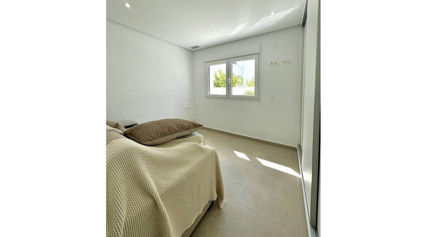 3 Zimmer Villa zu verkaufen in Benijofar mit Pool - 478.732 € (Ref: 8649118)