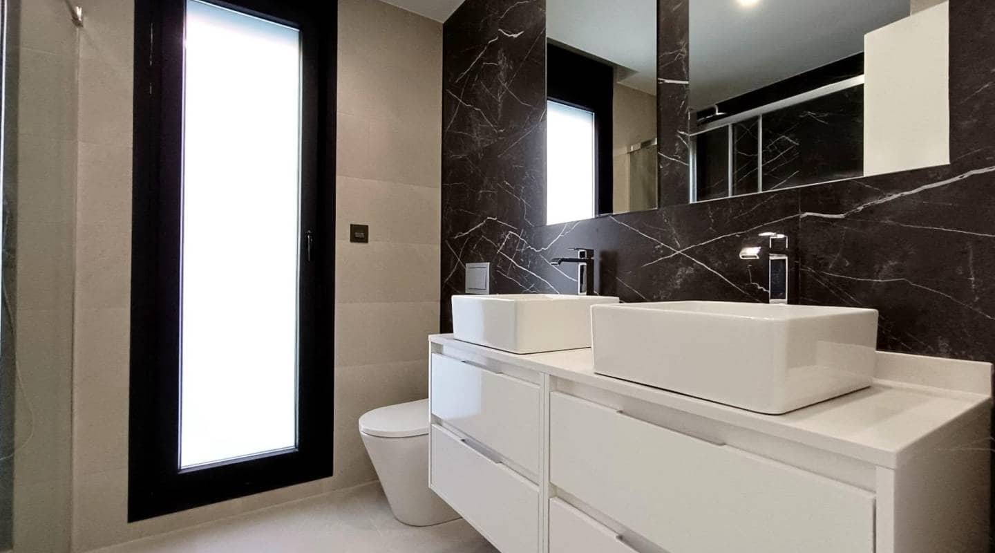 3 bedroom Villa for sale in Benijofar with pool - € 449,000 (Ref: 8649119)