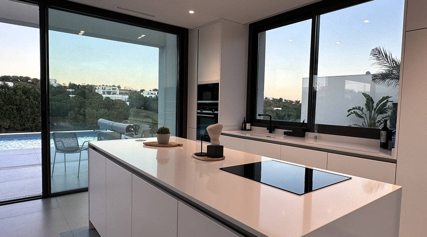 3 quarto Moradia para venda em Las Colinas Golf com piscina - 1 295 000 € (Ref: 8671265)