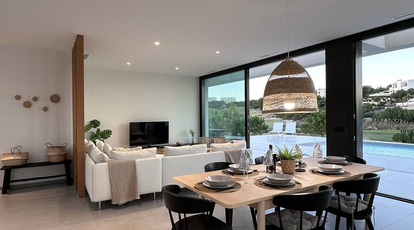 3 quarto Moradia para venda em Las Colinas Golf com piscina - 1 295 000 € (Ref: 8671265)