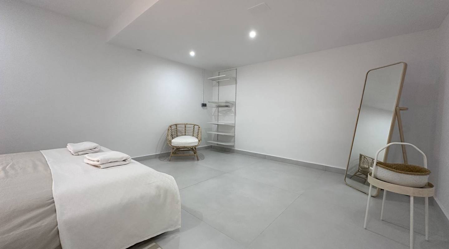 3 quarto Moradia para venda em Las Colinas Golf com piscina - 1 295 000 € (Ref: 8671265)