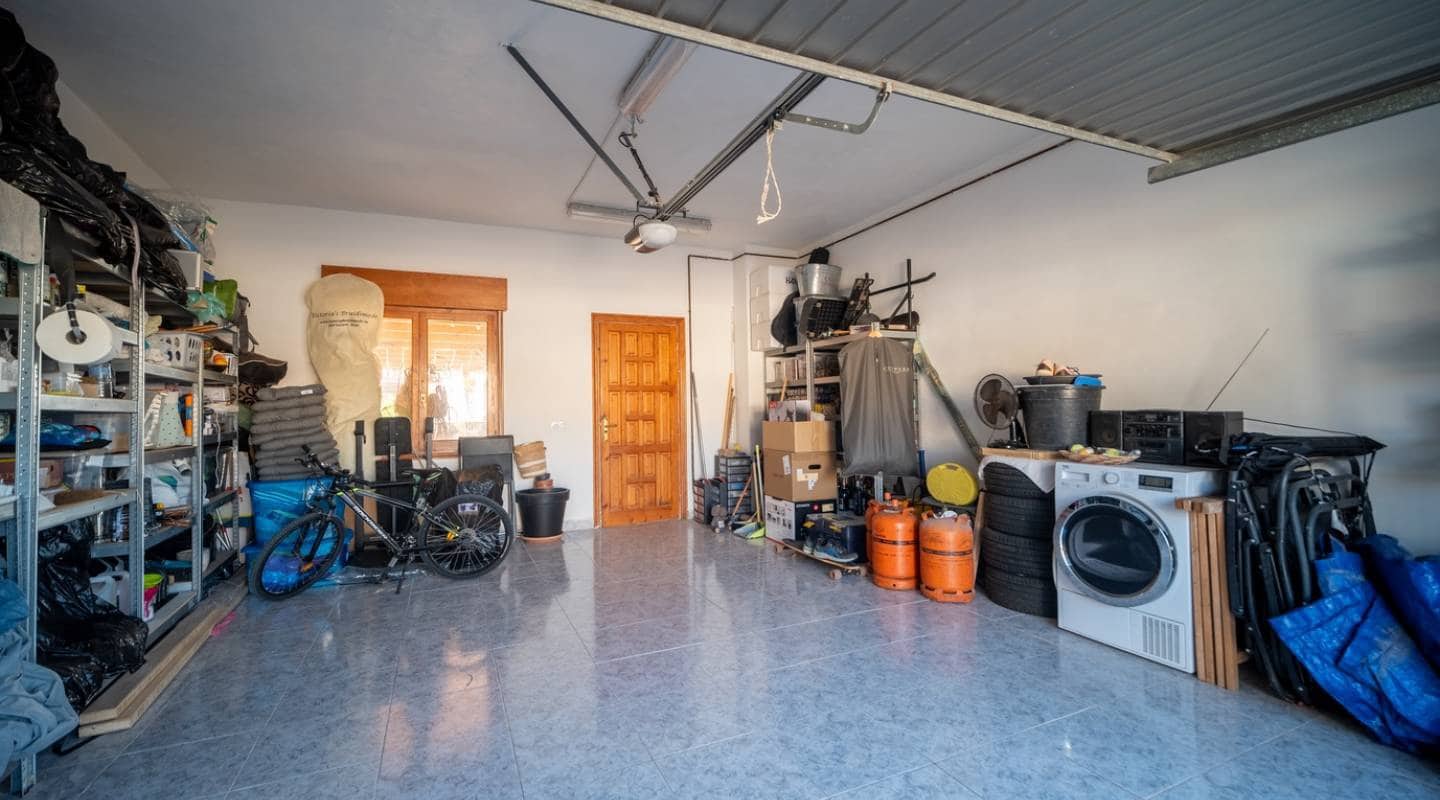 4 bedroom Villa for sale in Ciudad Quesada with pool - € 530,000 (Ref: 9014611)