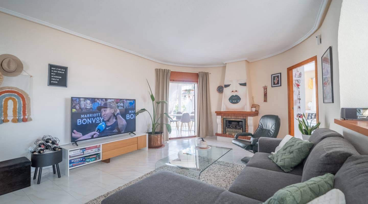 4 bedroom Villa for sale in Ciudad Quesada with pool - € 530,000 (Ref: 9014611)