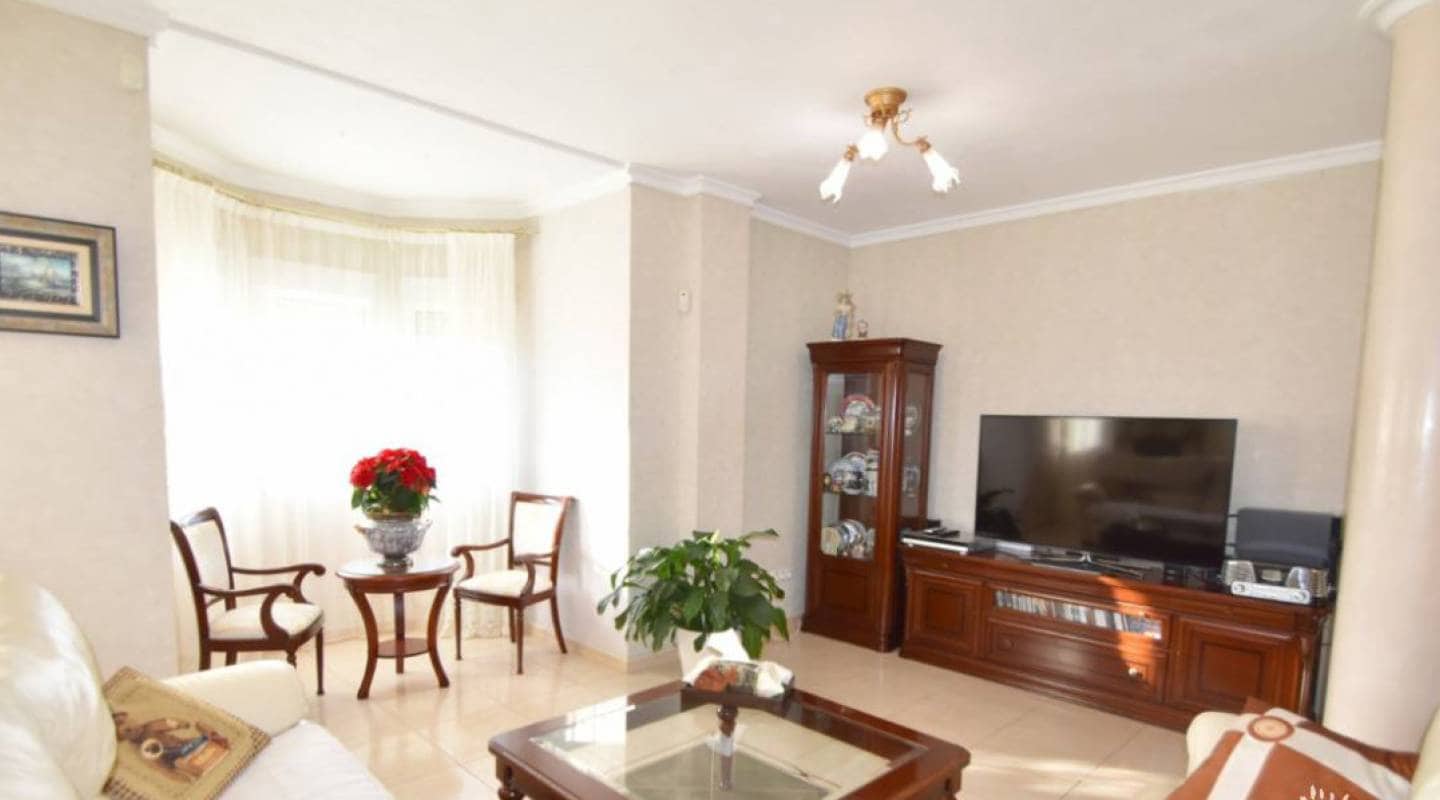 5 bedroom Villa for sale in Ciudad Quesada - € 630,000 (Ref: 9109166)