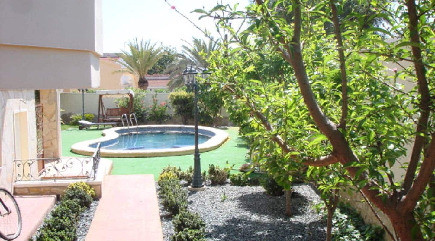 5 bedroom Villa for sale in Ciudad Quesada - € 630,000 (Ref: 9109166)