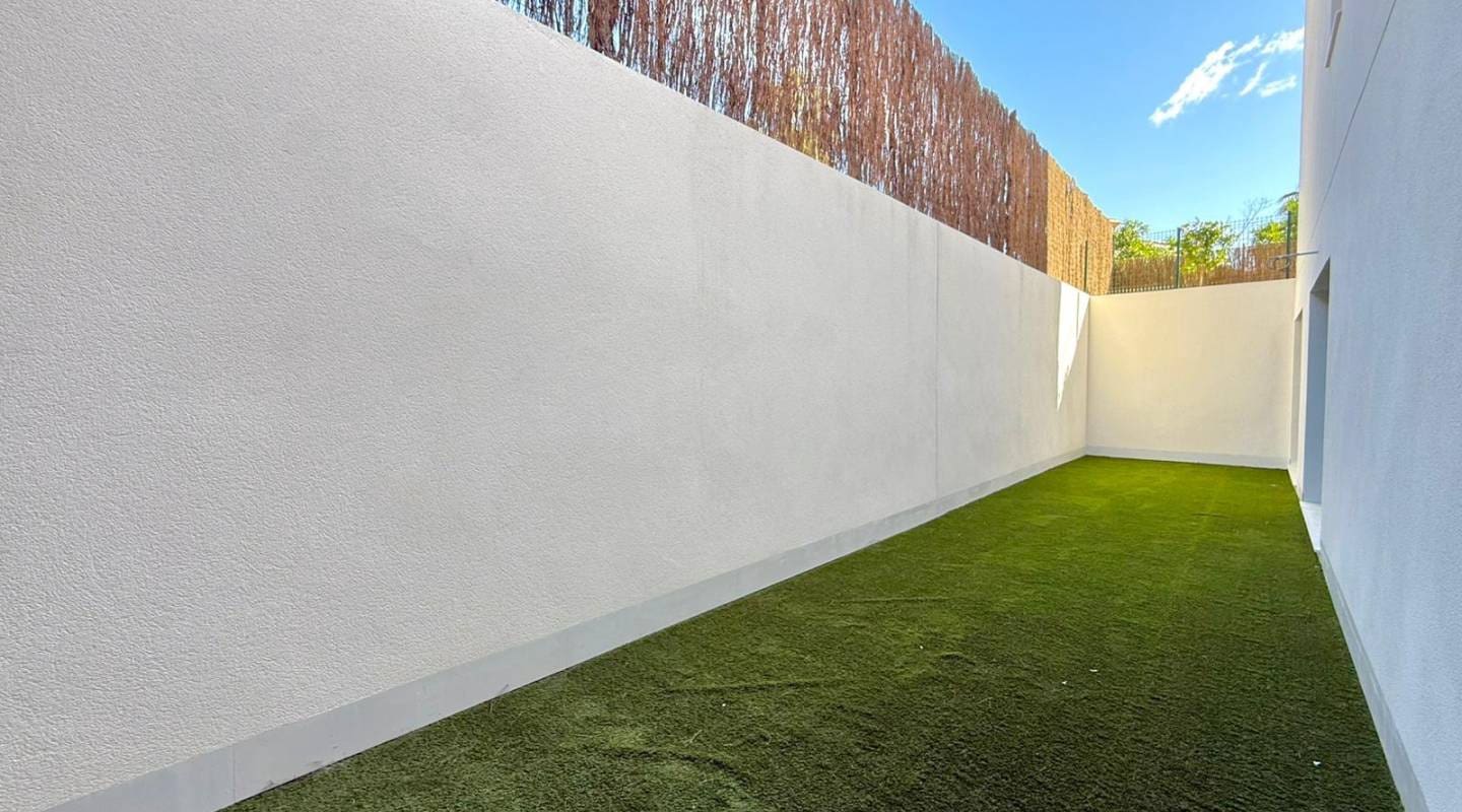 4 bedroom Villa for sale in Ciudad Quesada with pool - € 879,000 (Ref: 9109169)