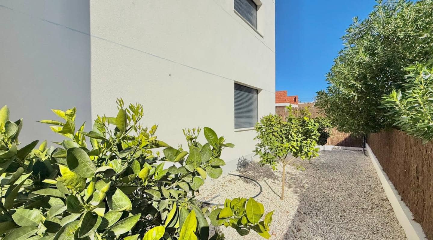 4 bedroom Villa for sale in Ciudad Quesada with pool - € 879,000 (Ref: 9109169)