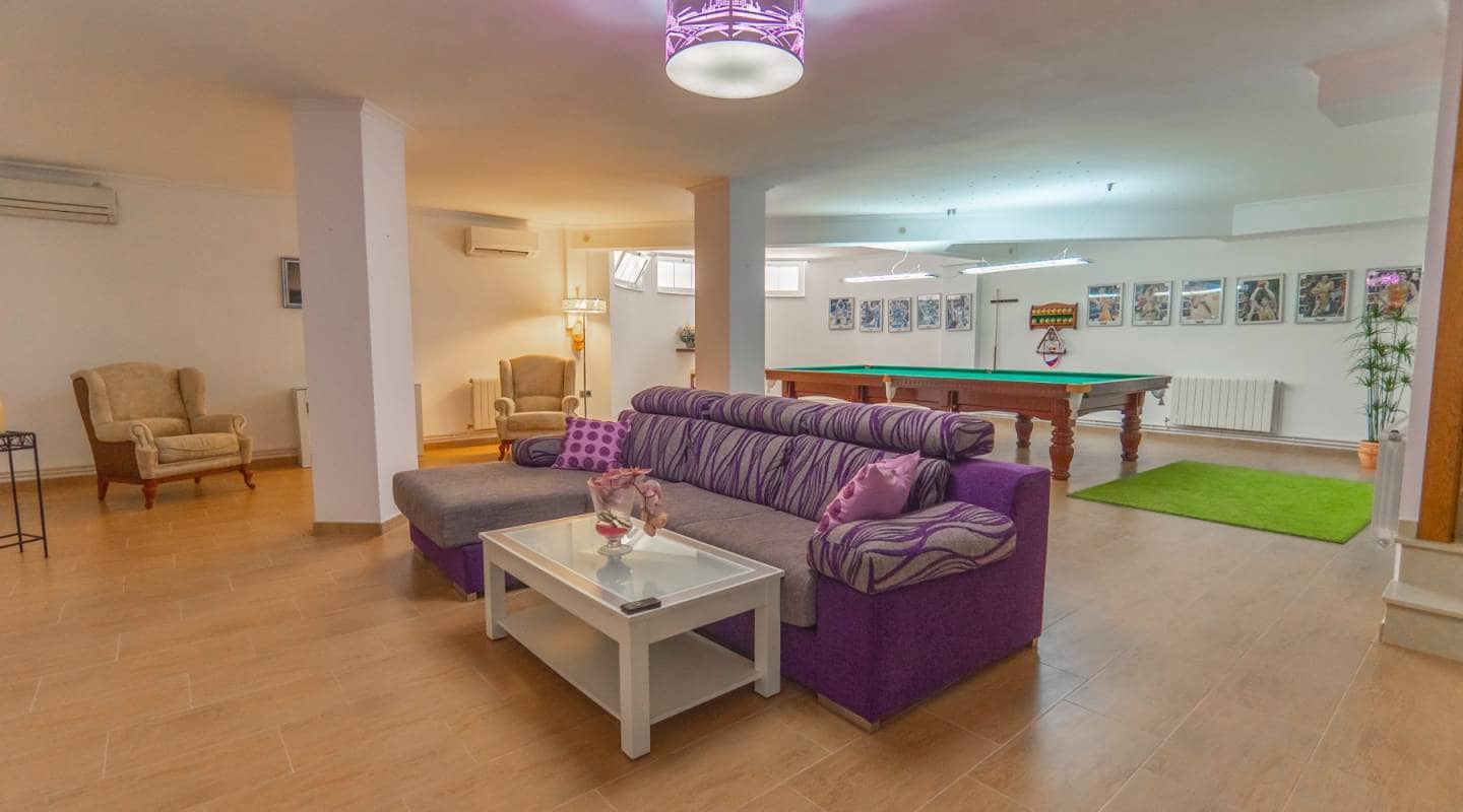 3 soveværelse Villa til salg i Dona Pepa med swimmingpool - € 749.000 (Ref: 9127403)