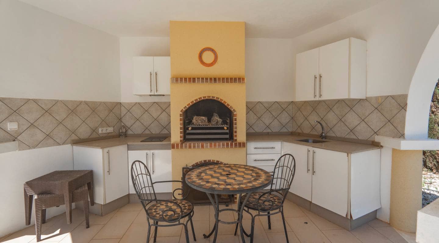 3 soveværelse Villa til salg i Dona Pepa med swimmingpool - € 749.000 (Ref: 9127403)