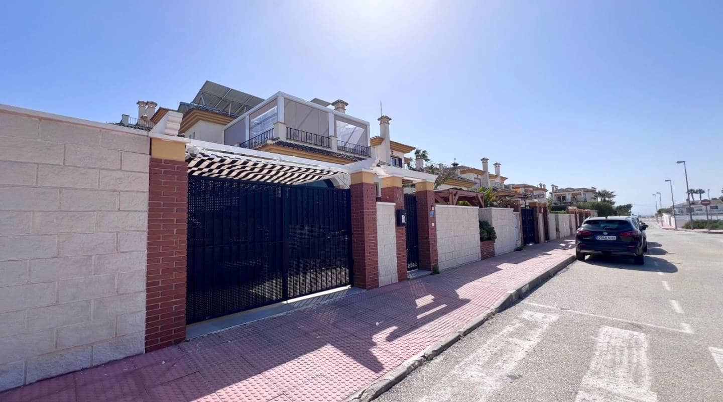 4 chambre Villa/Maison à vendre à Pueblo Lucero avec piscine - 589 950 € (Ref: 9127404)