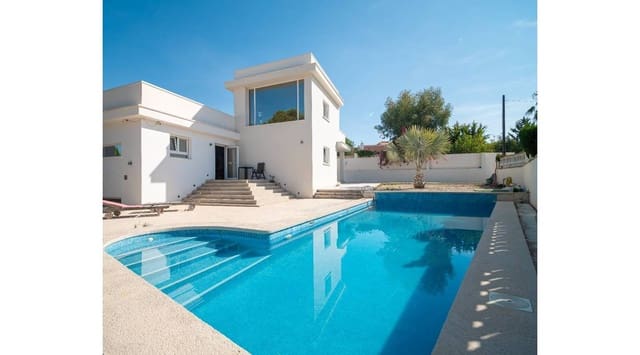 4 makuuhuone Huvila myytävänä paikassa Ciudad Quesada, Rojales mukana uima-altaan - 549 950 € (Ref: 9127407)