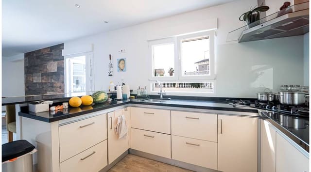 4 makuuhuone Huvila myytävänä paikassa Ciudad Quesada, Rojales mukana uima-altaan - 549 950 € (Ref: 9127407)