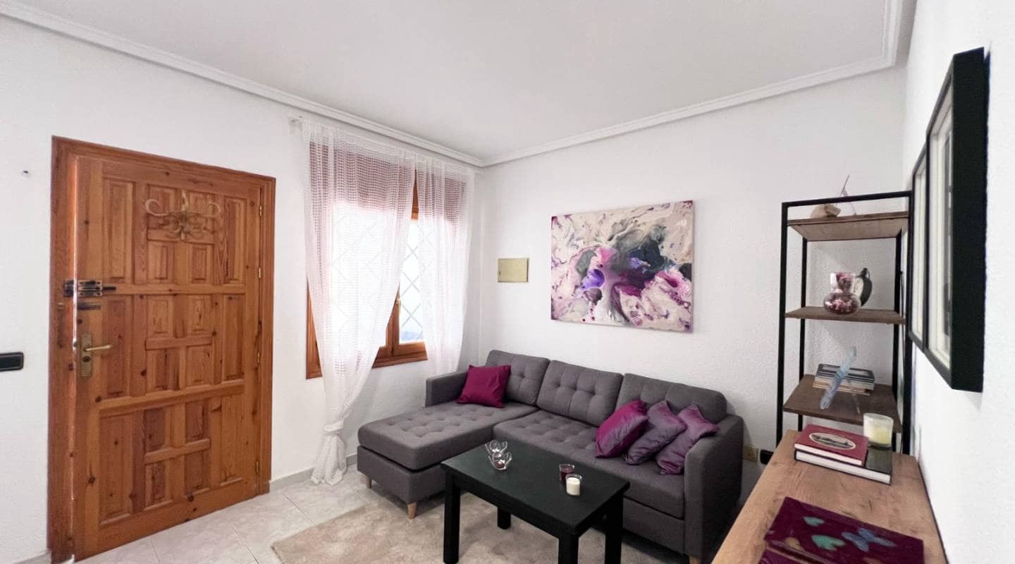 2 makuuhuone Bungalow myytävänä paikassa Ciudad Quesada mukana uima-altaan - 149 950 € (Ref: 9127412)