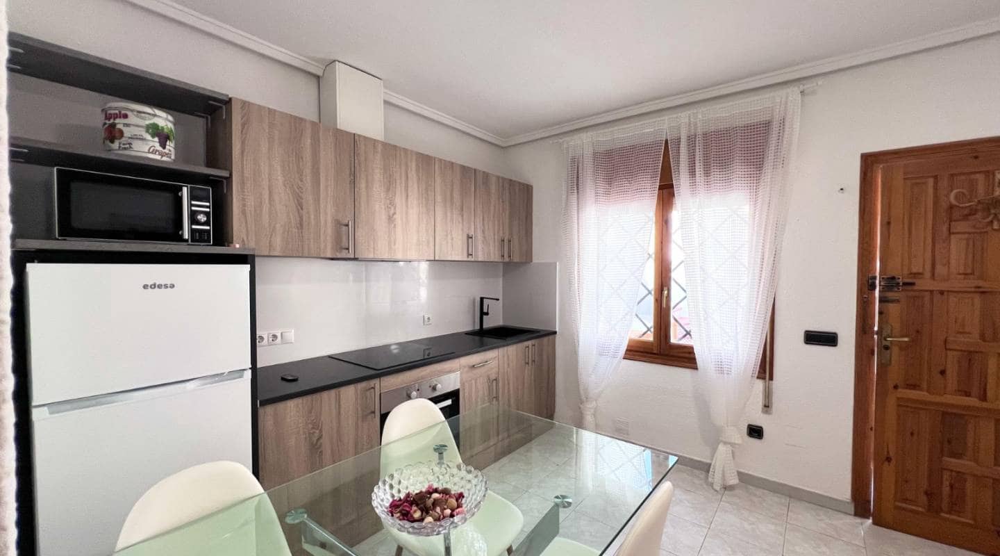 2 makuuhuone Bungalow myytävänä paikassa Ciudad Quesada mukana uima-altaan - 149 950 € (Ref: 9127412)