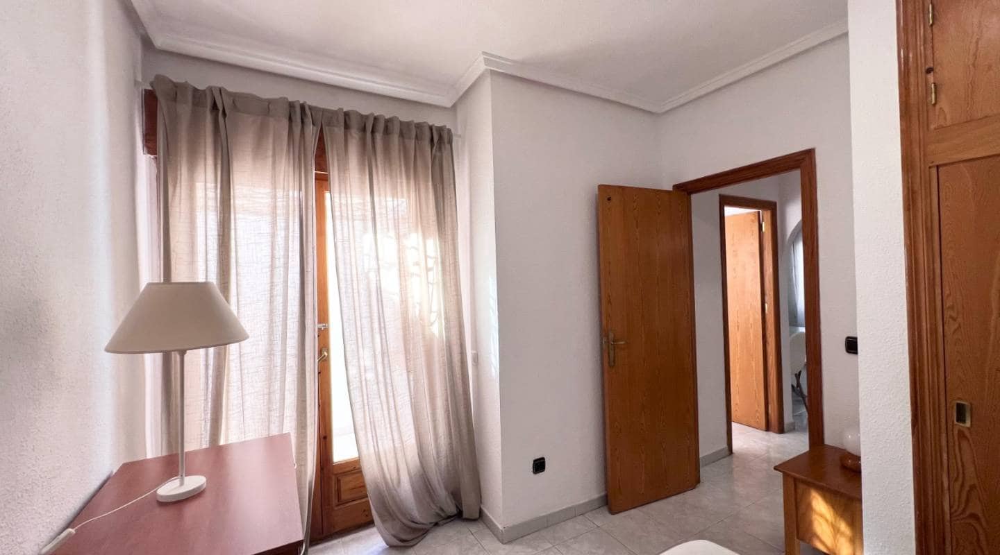 2 makuuhuone Bungalow myytävänä paikassa Ciudad Quesada mukana uima-altaan - 149 950 € (Ref: 9127412)