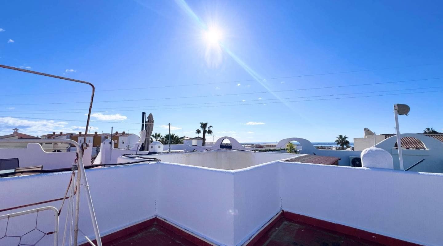 2 makuuhuone Bungalow myytävänä paikassa Ciudad Quesada mukana uima-altaan - 149 950 € (Ref: 9127412)