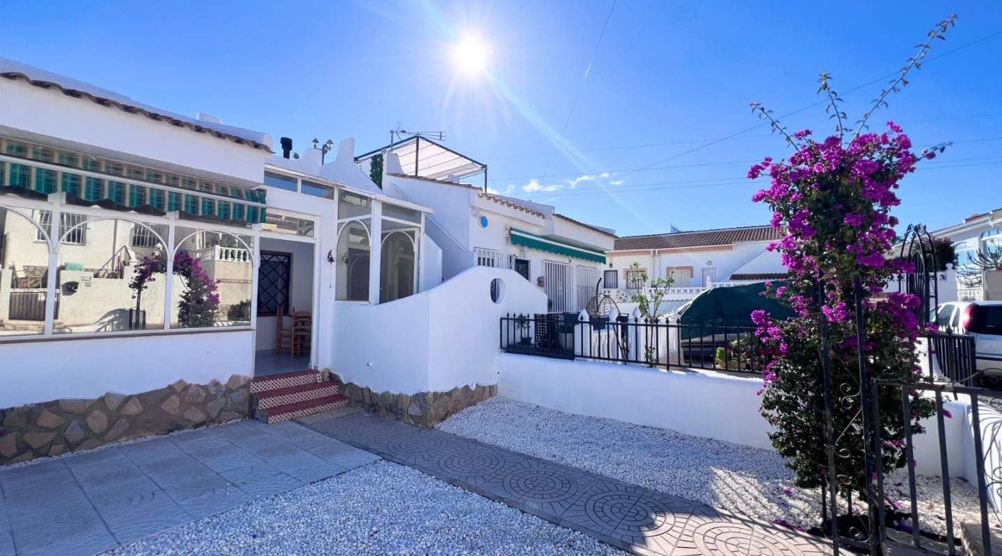 2 makuuhuone Bungalow myytävänä paikassa Ciudad Quesada mukana uima-altaan - 149 950 € (Ref: 9127412)