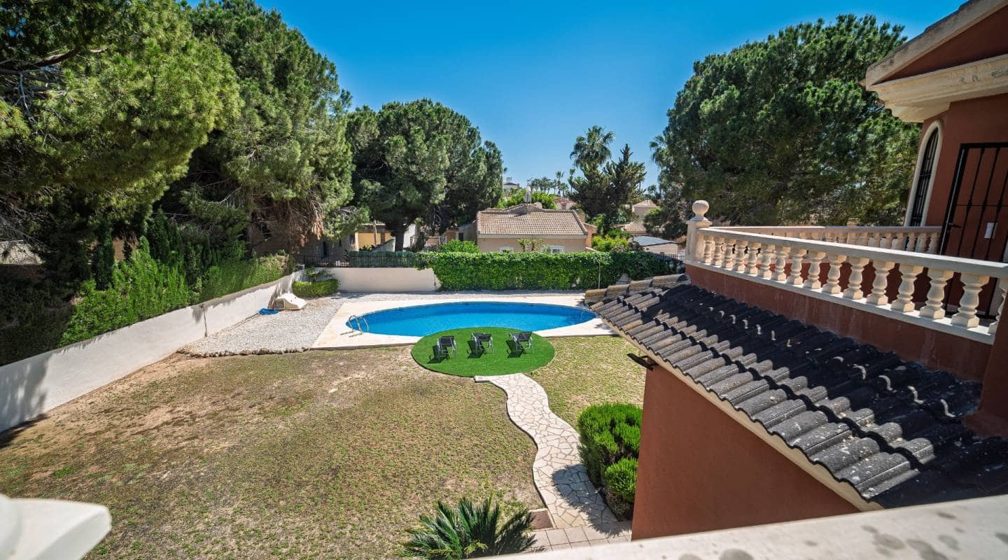 4 bedroom Villa for sale in Dona Pepa with pool - € 1,099,000 (Ref: 9127414)