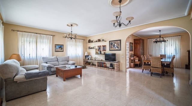 4 slaapkamer Villa te koop in Doña Pepa, Rojales met zwembad - € 1.099.000 (Ref: 9127414)