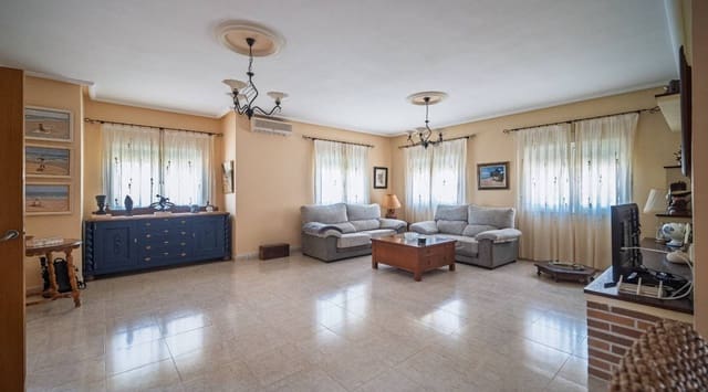 4 slaapkamer Villa te koop in Doña Pepa, Rojales met zwembad - € 1.099.000 (Ref: 9127414)