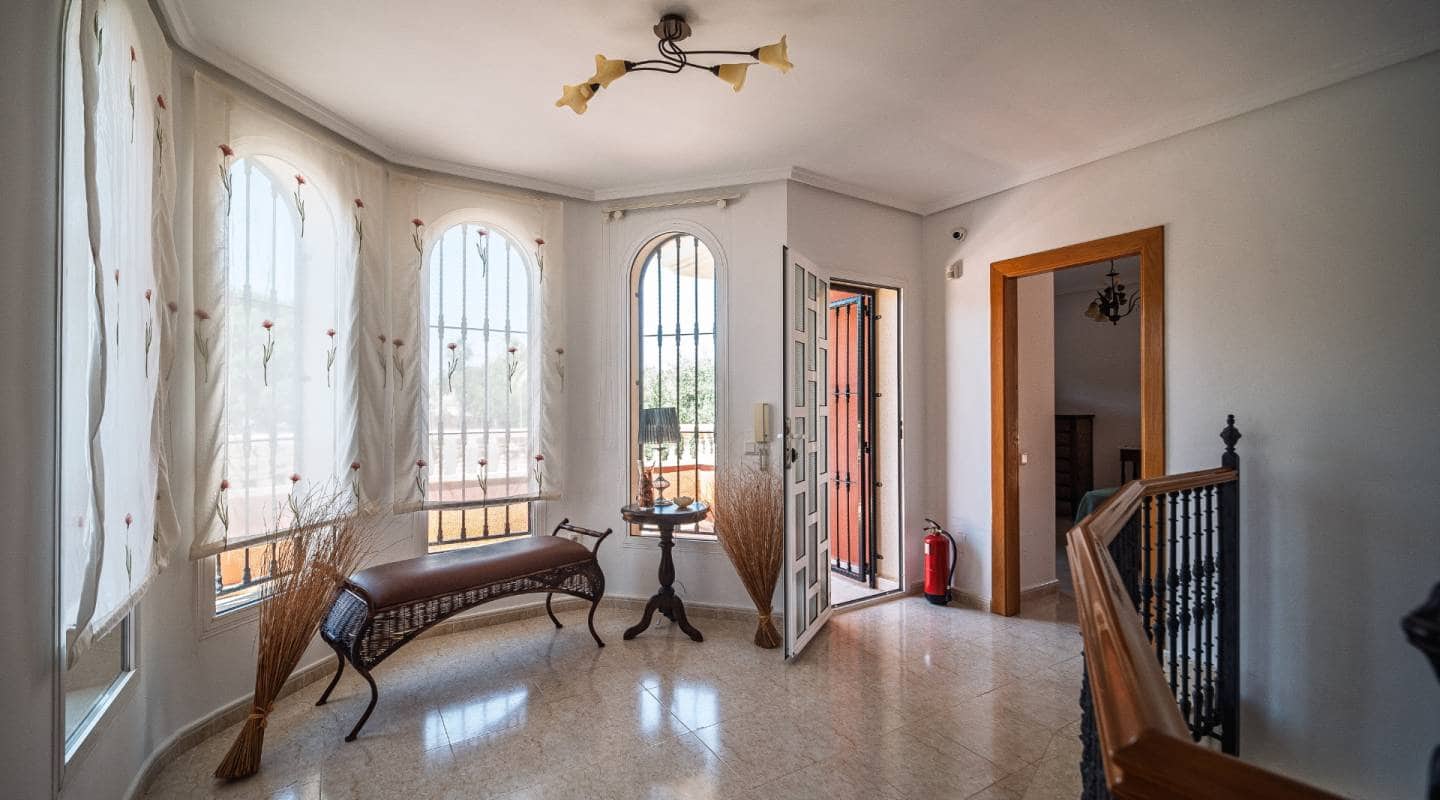 4 bedroom Villa for sale in Dona Pepa with pool - € 1,099,000 (Ref: 9127414)