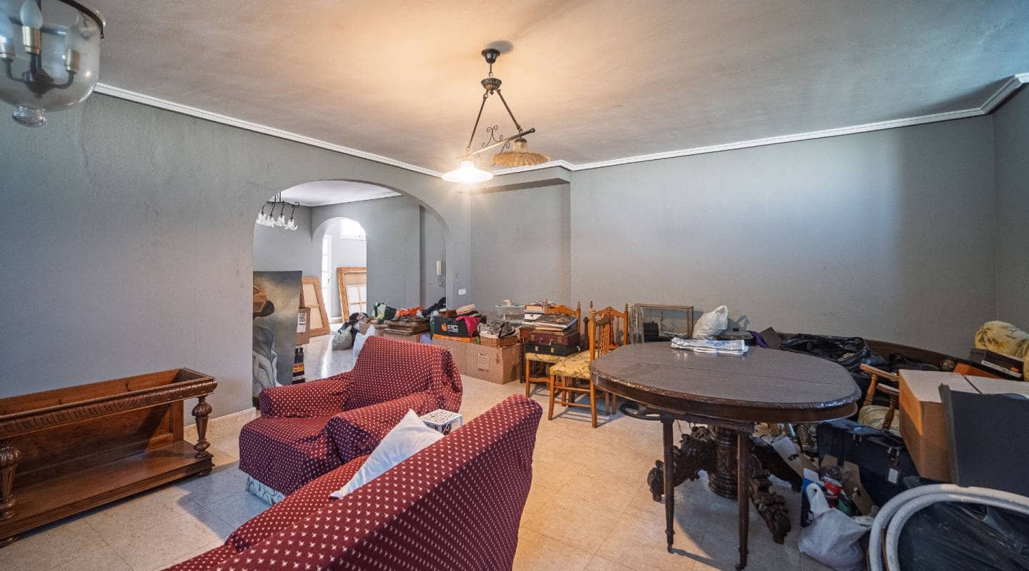 4 bedroom Villa for sale in Dona Pepa with pool - € 1,099,000 (Ref: 9127414)