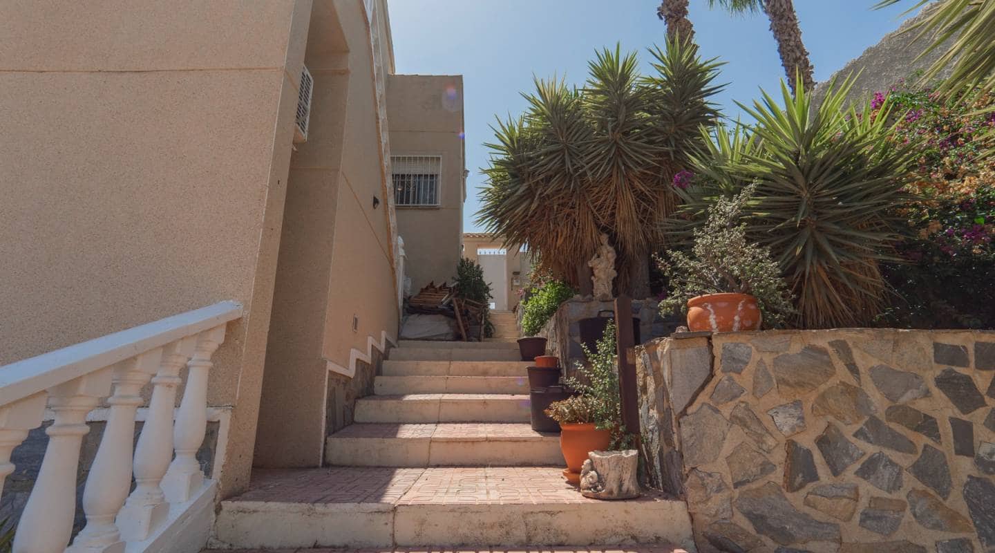 3 makuuhuone Huvila myytävänä paikassa La Marquesa - 299 950 € (Ref: 9127415)