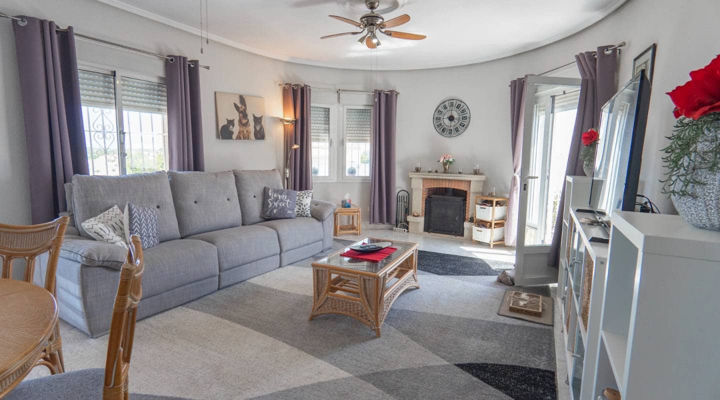 3 makuuhuone Huvila myytävänä paikassa La Marquesa - 299 950 € (Ref: 9127415)