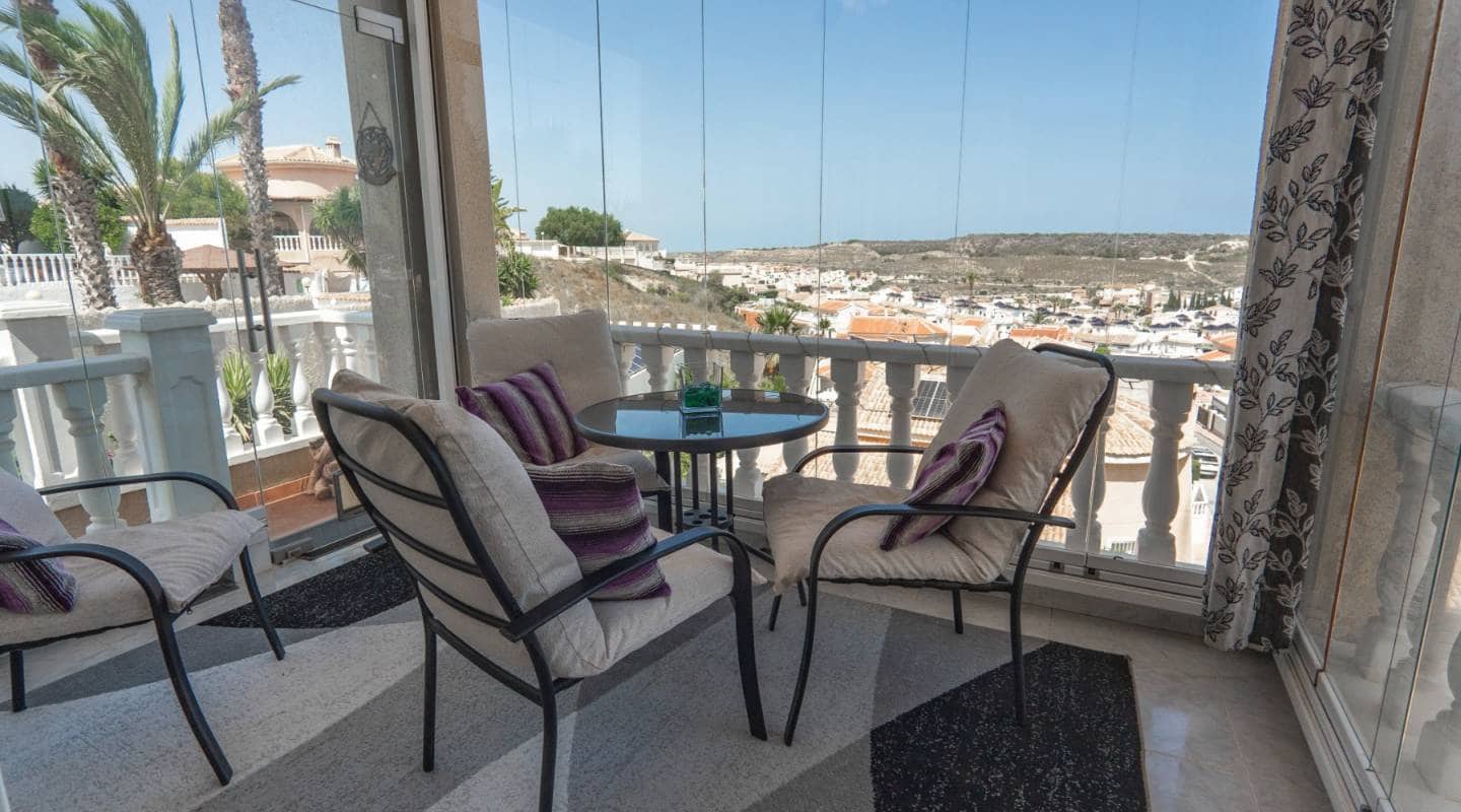 3 makuuhuone Huvila myytävänä paikassa La Marquesa - 299 950 € (Ref: 9127415)