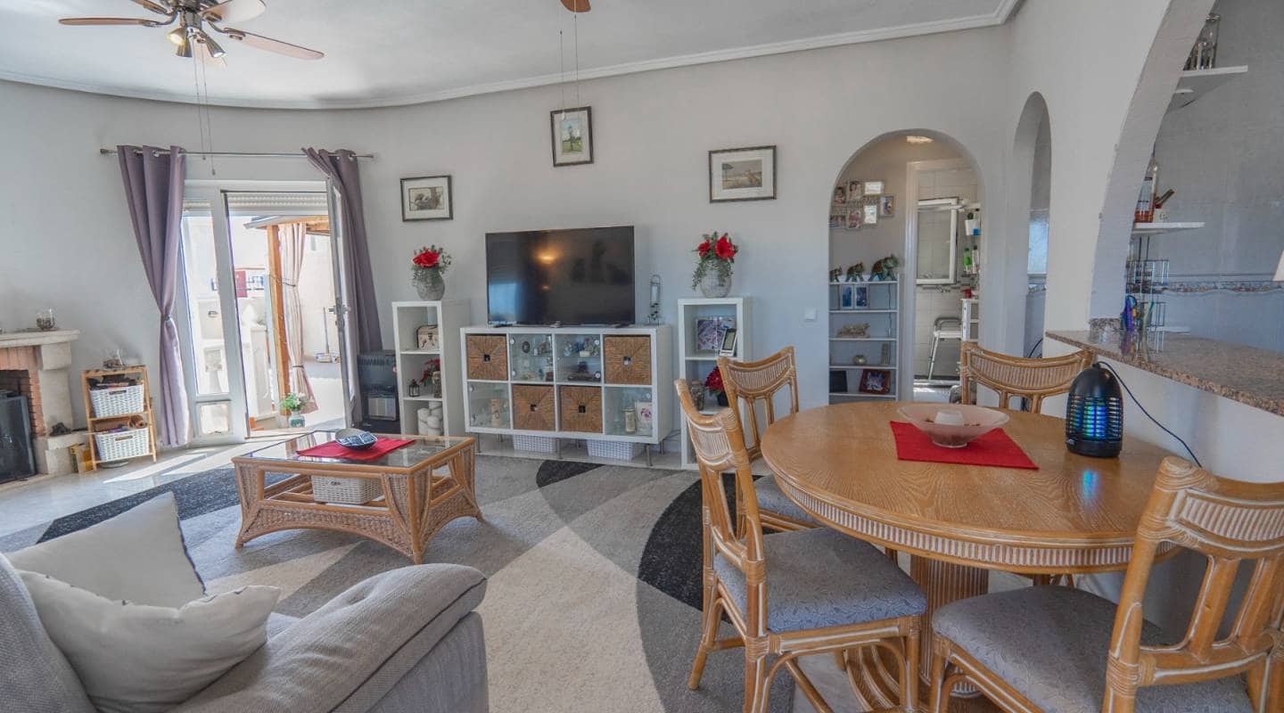 3 makuuhuone Huvila myytävänä paikassa La Marquesa - 299 950 € (Ref: 9127415)